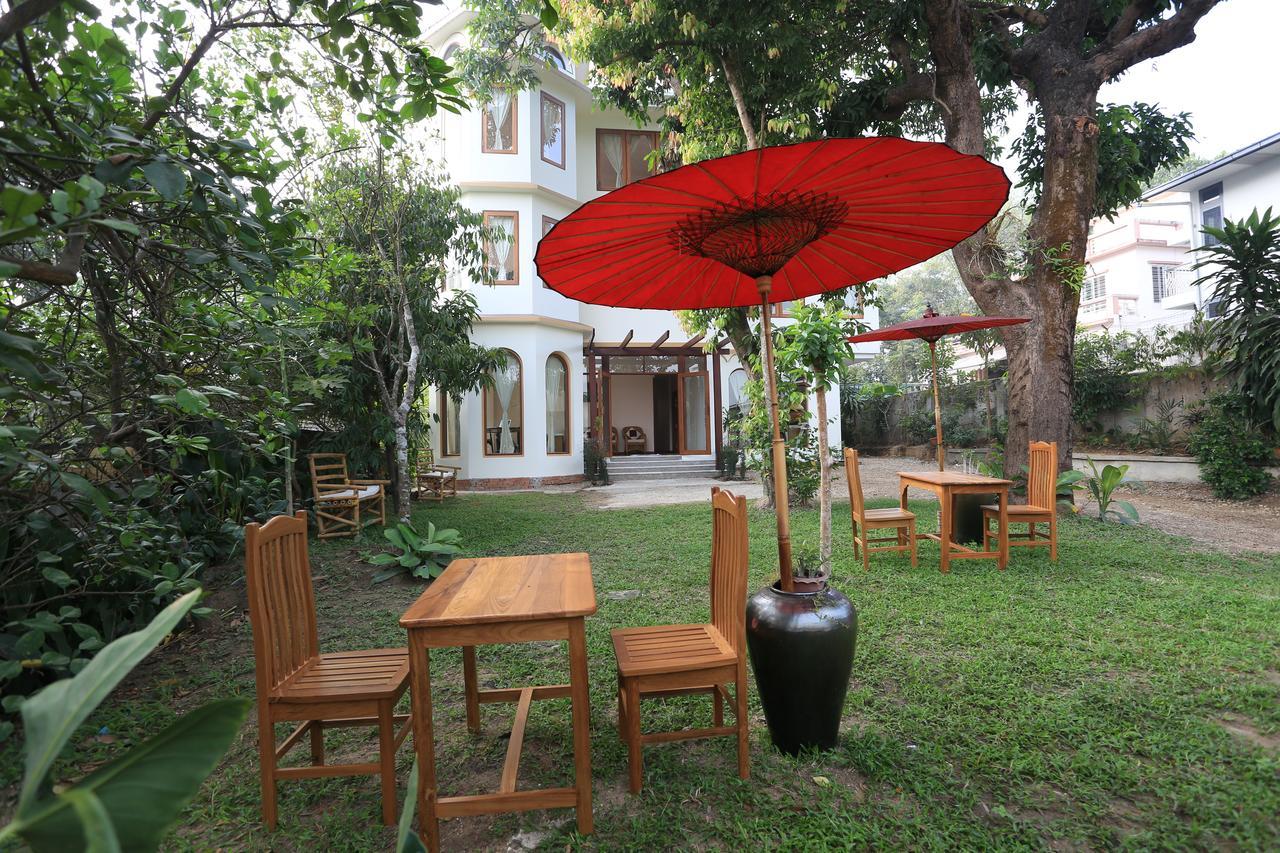 Mango Hill Inn Yangon Esterno foto