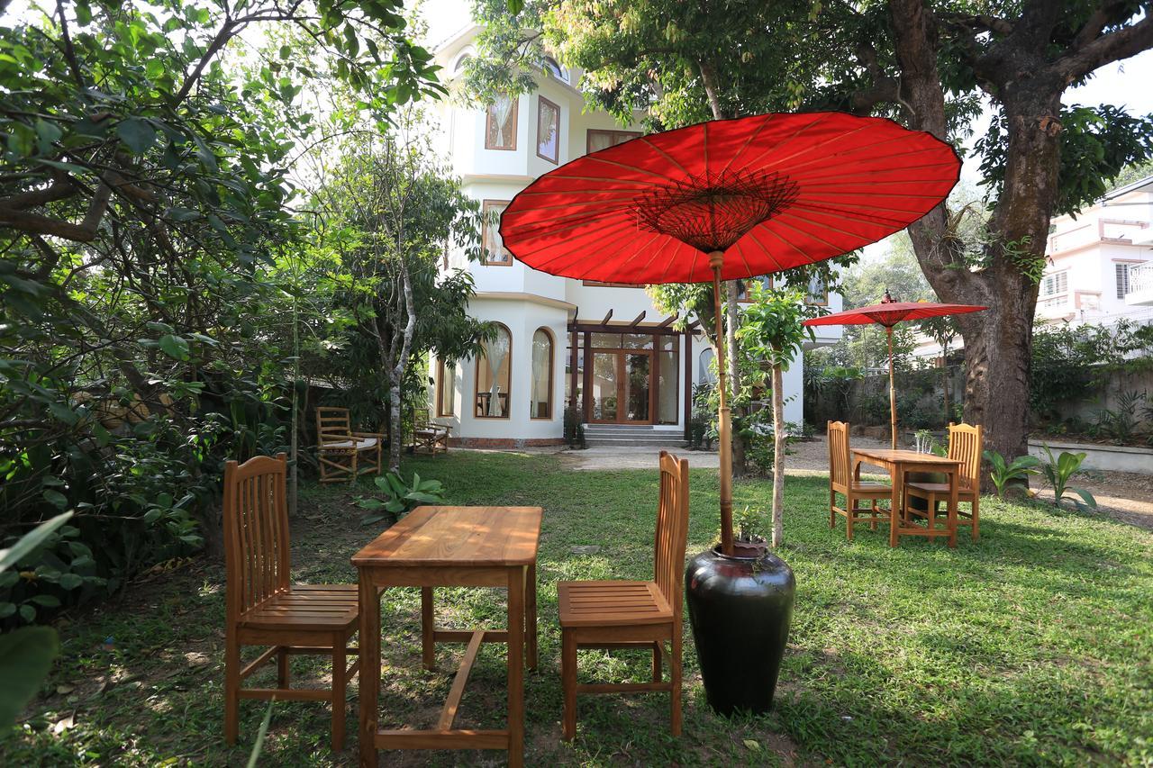 Mango Hill Inn Yangon Esterno foto