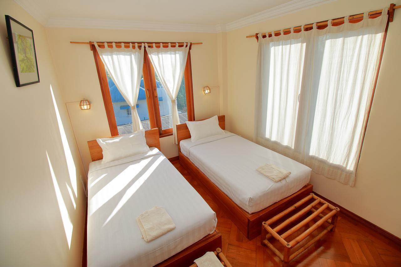 Mango Hill Inn Yangon Esterno foto